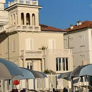 https://villa-la-torretta-luxury-bb.emilia-romagnahotels.net