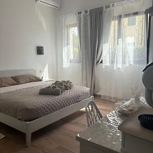 https://villa-paolacamere-private.in-sardinia.net